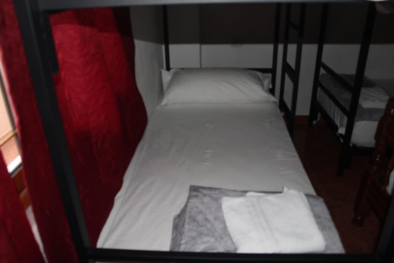 Crew Hostel Tirana Extérieur photo
