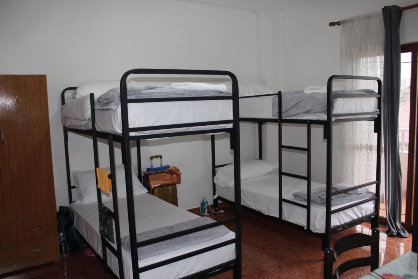 Crew Hostel Tirana Extérieur photo